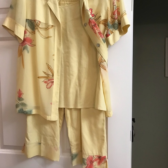 3pc silk cropped pant outfit - Picture 2 of 6